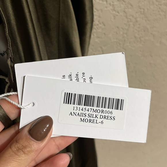 Reformation | NWT! Anaiis Silk Dress In Morel Size: 6 - Picture 5 of 7